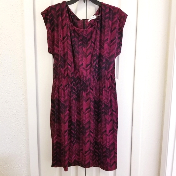 Calvin Klein Herringbone/Chevron  Pattern Dress in - Picture 6 of 9